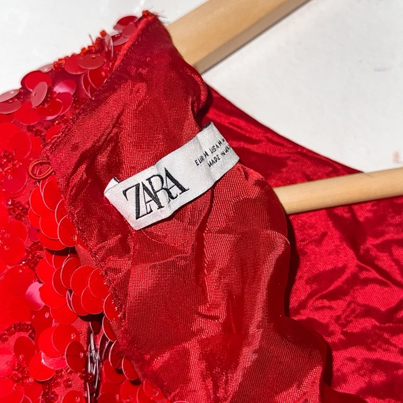 Zara – Short Sequin Dress - Picture 3 of 5